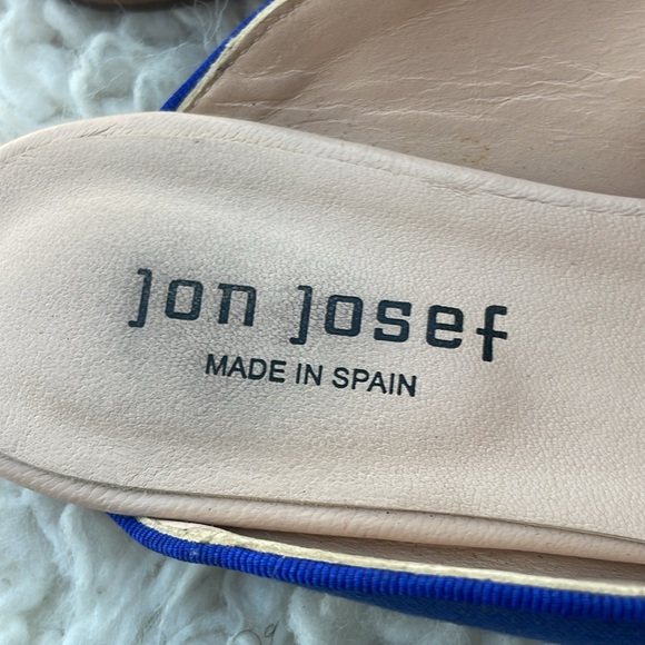 Dragonfly Pique Jon Josef Flat Slip-on Slide
Brand: Jon Josef. Used very good. - Picture 7 of 7